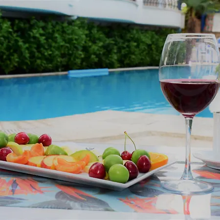 Отель Cunda Paradise Butik