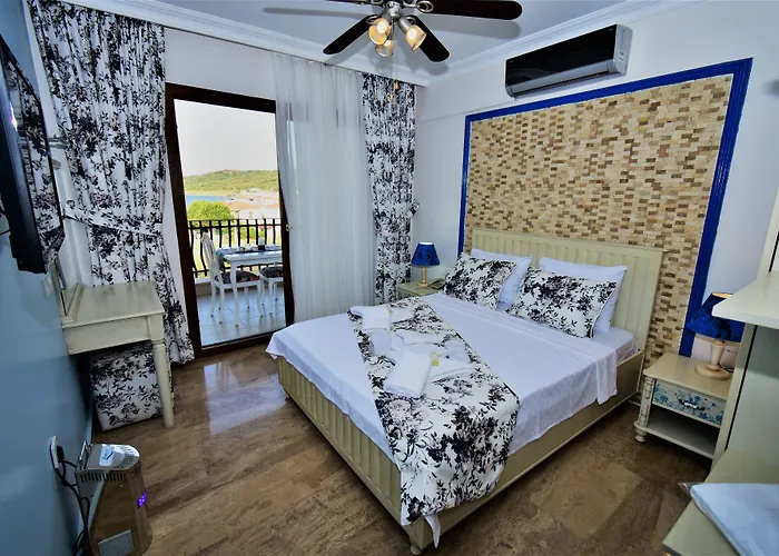 Cunda Paradise Butik Айвалык