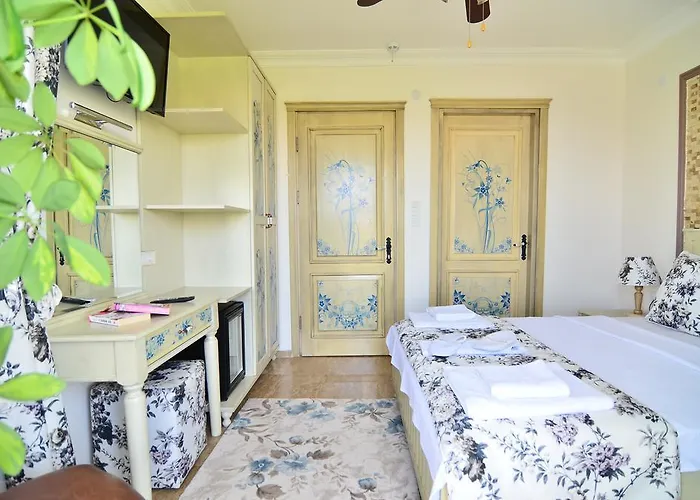 Cunda Paradise Butik Айвалык