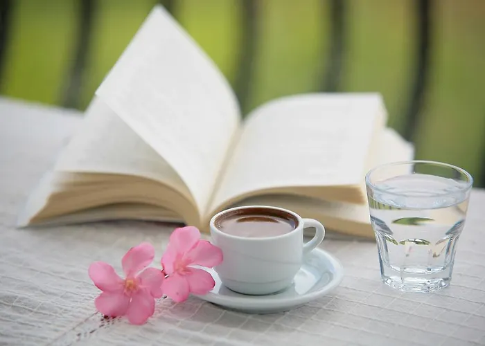 Cunda Paradise Butik Айвалык