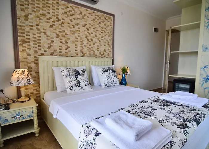 Отель Cunda Paradise Butik *