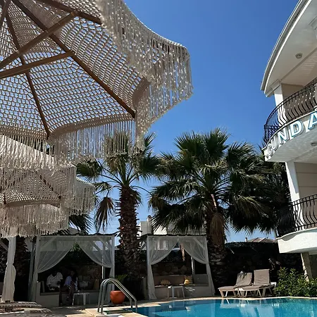 Cunda Paradise Butik Hotel Ayvalı
