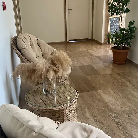 Cunda Paradise Butik Ayvalı