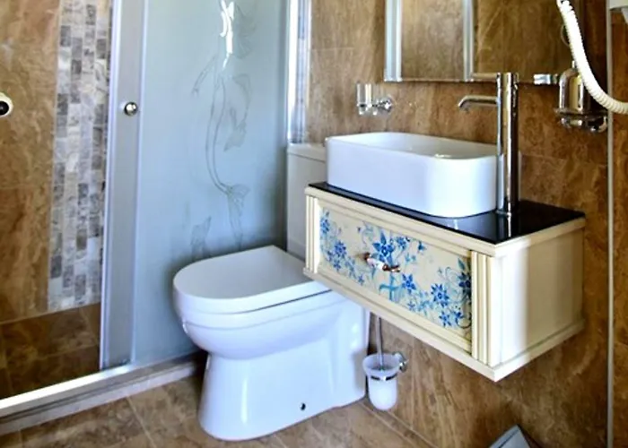 Cunda Paradise Butik Ayvalı